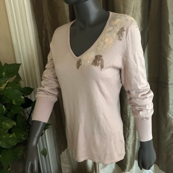 Ann Taylor Pullover with Sequins - Picture 4 of 9